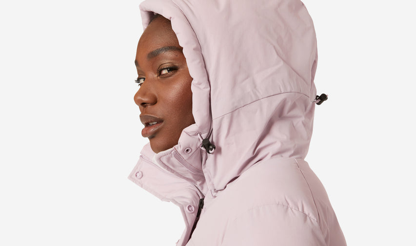 W ADORE PUFFY PARKA, Dusty Syrin: Style & Performance Combined