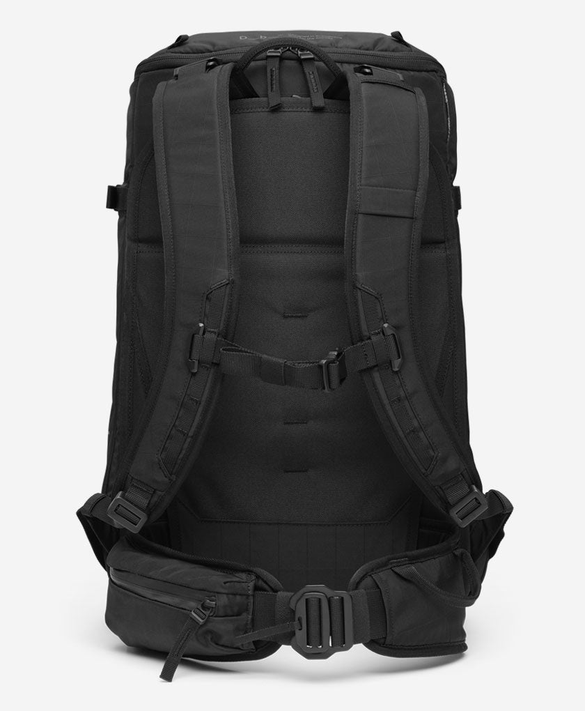Backcountry Backpack 25L, Black Out
